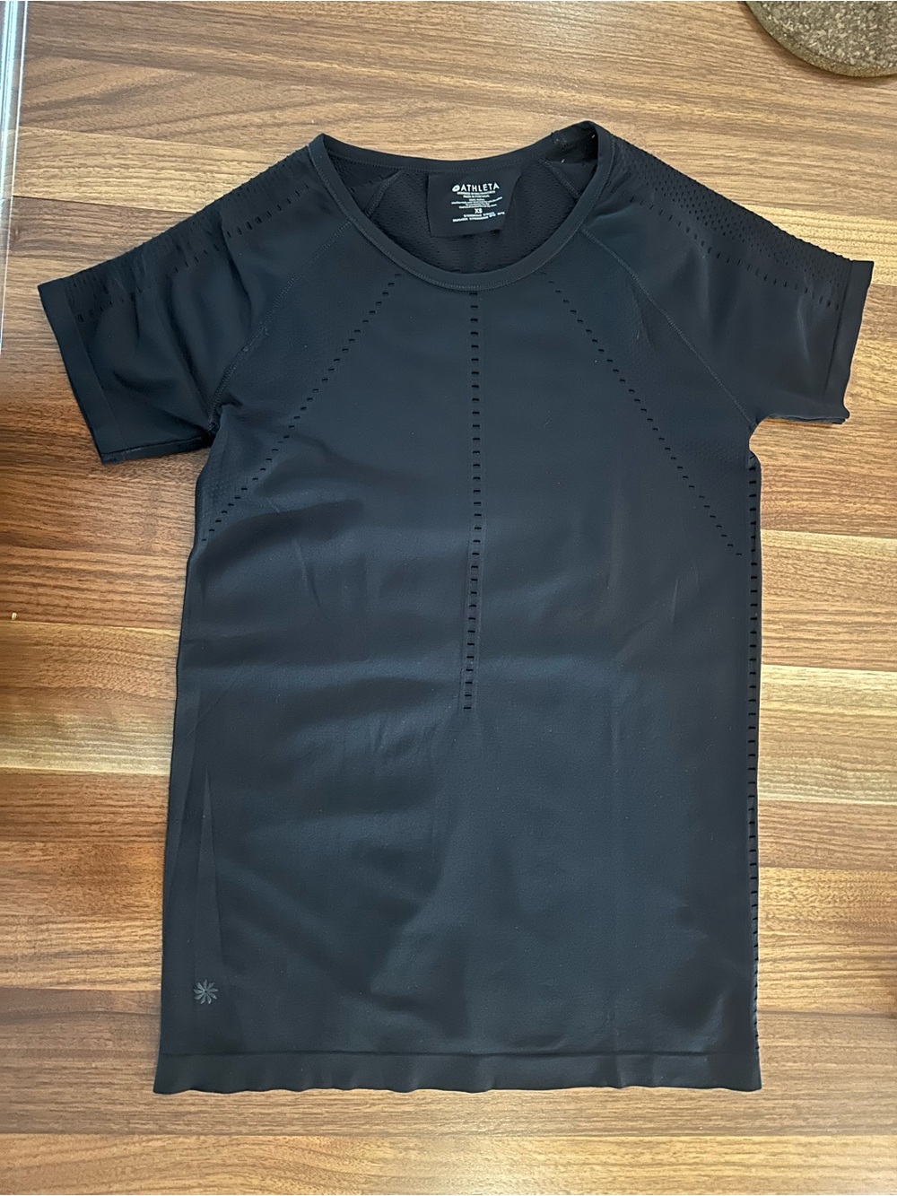 Women’s Athleta  Black Workout Tee size XS